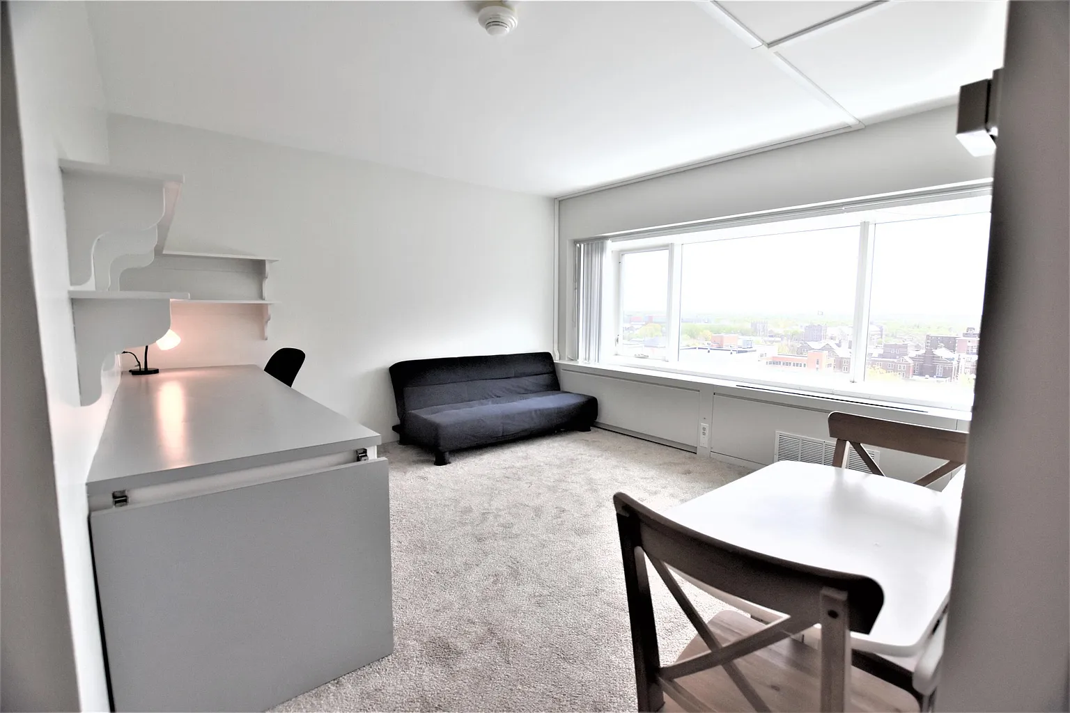 555 E William St APT 14B photo 1