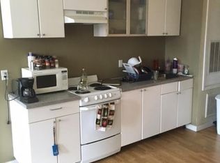 433 N 39th St APT 3, Philadelphia, PA 19104