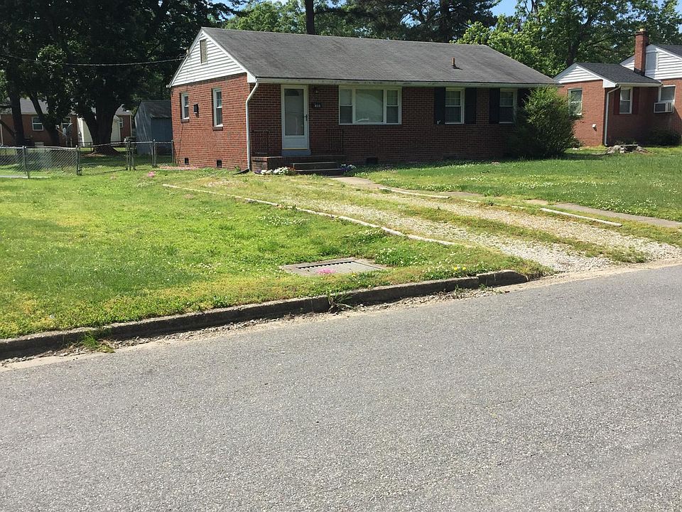 2nd image of 405 Penley Ave