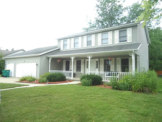 1102 Ravinia Ct photo 1