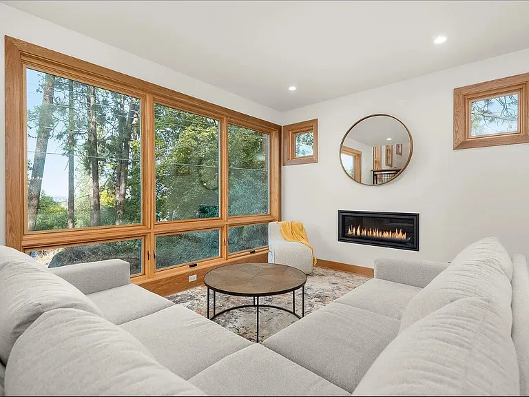 1417 S Ivory St — Photo 21
