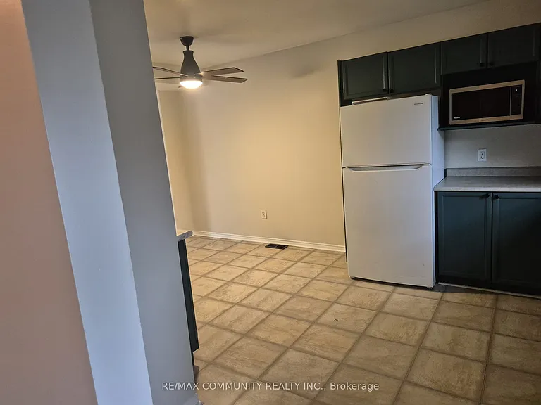 511 Admiral Dr W #65 — Photo 11