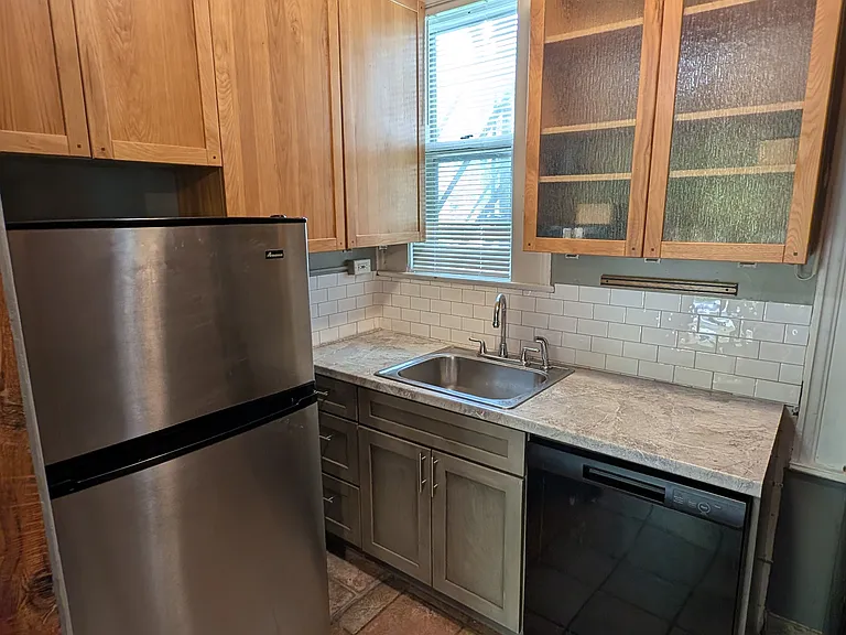 24 Prince St #1-D — Photo 6