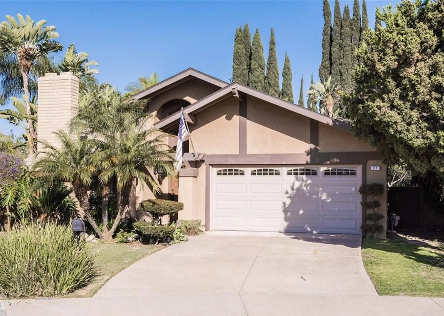3 bed, 1673 sqft, $7,500 — Photo 2