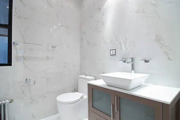 Rented by WAM Partners - William Moses Co. | media 39