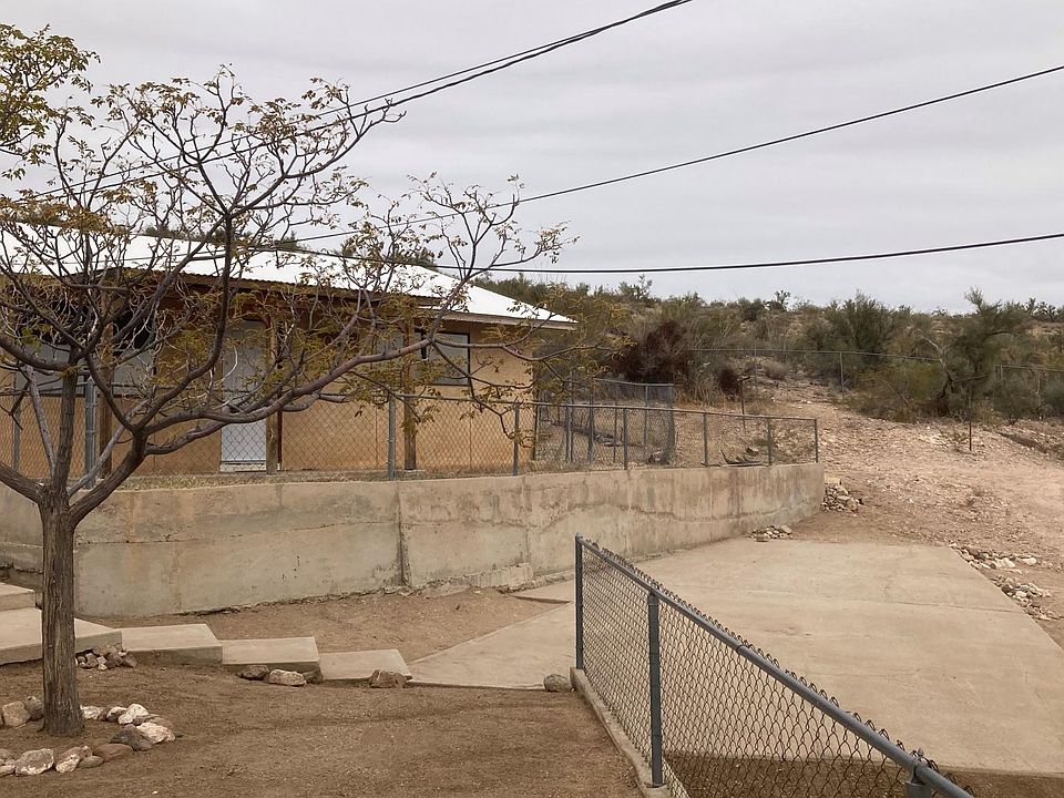 1st image of 1037 Pinkerton Ln