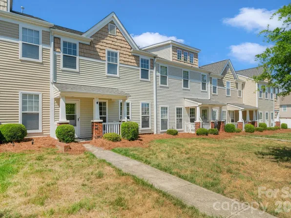1021 Laparc Ln, Indian Trail, NC 28079