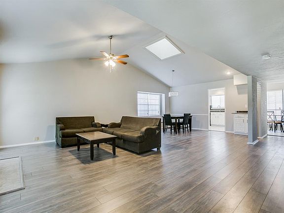 2nd image of 4505 Crowley Dr