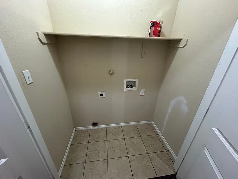 298 Rosalie Dr — Photo 13