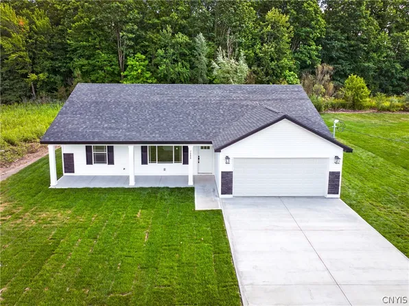 7686 Gifford Rd, Rome, NY 13440
