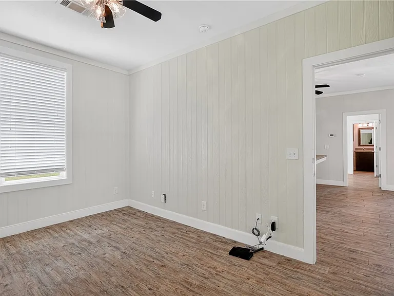 5440 Raymond Stotzer Pkwy — Photo 16