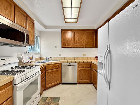 3rd image of 7409 Auburn Oaks Ct APT N