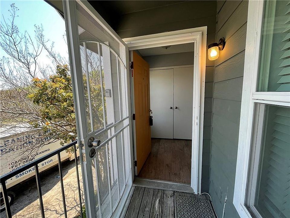 1st image of 7417 Vintage Hills Dr APT A