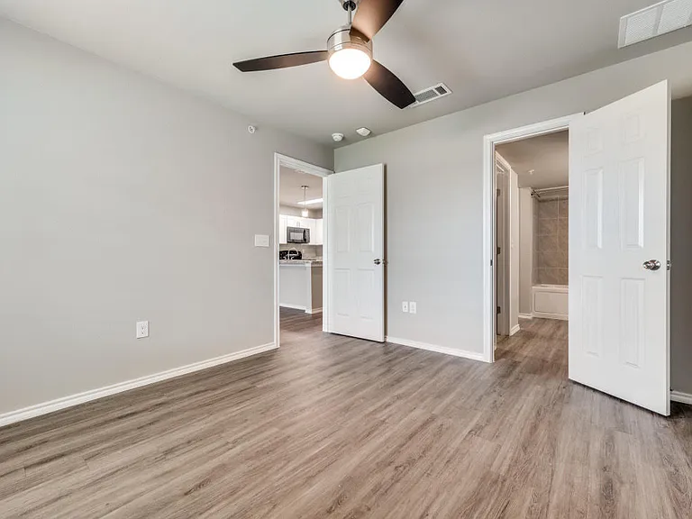 6108 Abrams Rd #218 — Photo 7