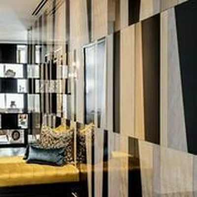 Sold by Extell Marketing Group | media 58