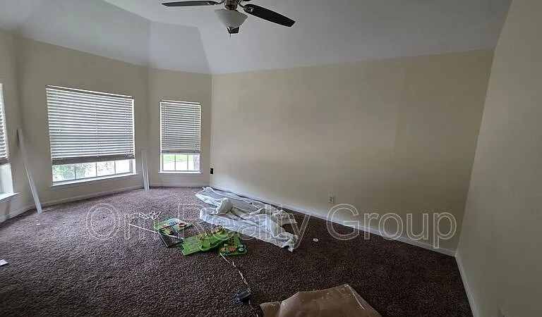 15335 Garett Green Cir — Photo 4