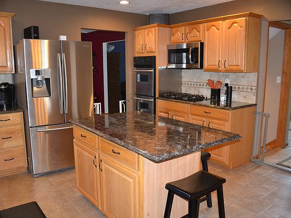 4th image of 108 Wyndhaven Ct