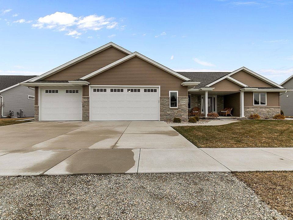 1st image of 2934 E Turquoise Ln