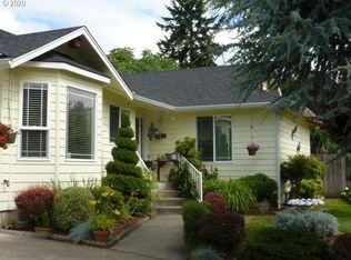 484 SE Clearwater Ct, Roseburg, OR 97470