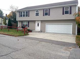 44 Nevada Ave, Rumford, RI 02916