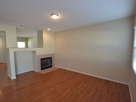 3rd image of 28374 Belleterre Ave