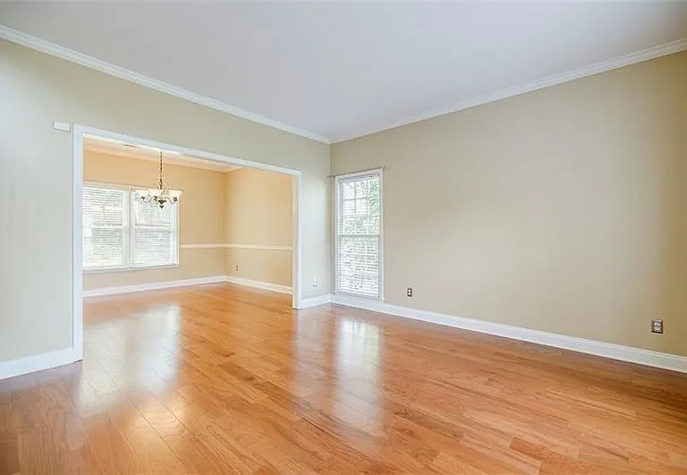 715 Ullswater Cv — Photo 10