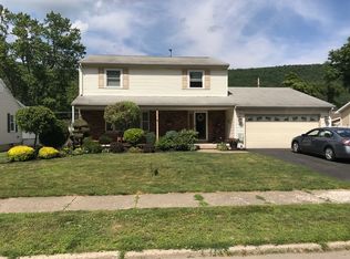 50 Pershing St, Corning, NY 14830