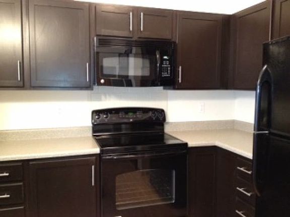 2nd image of 5901 Delmar Blvd