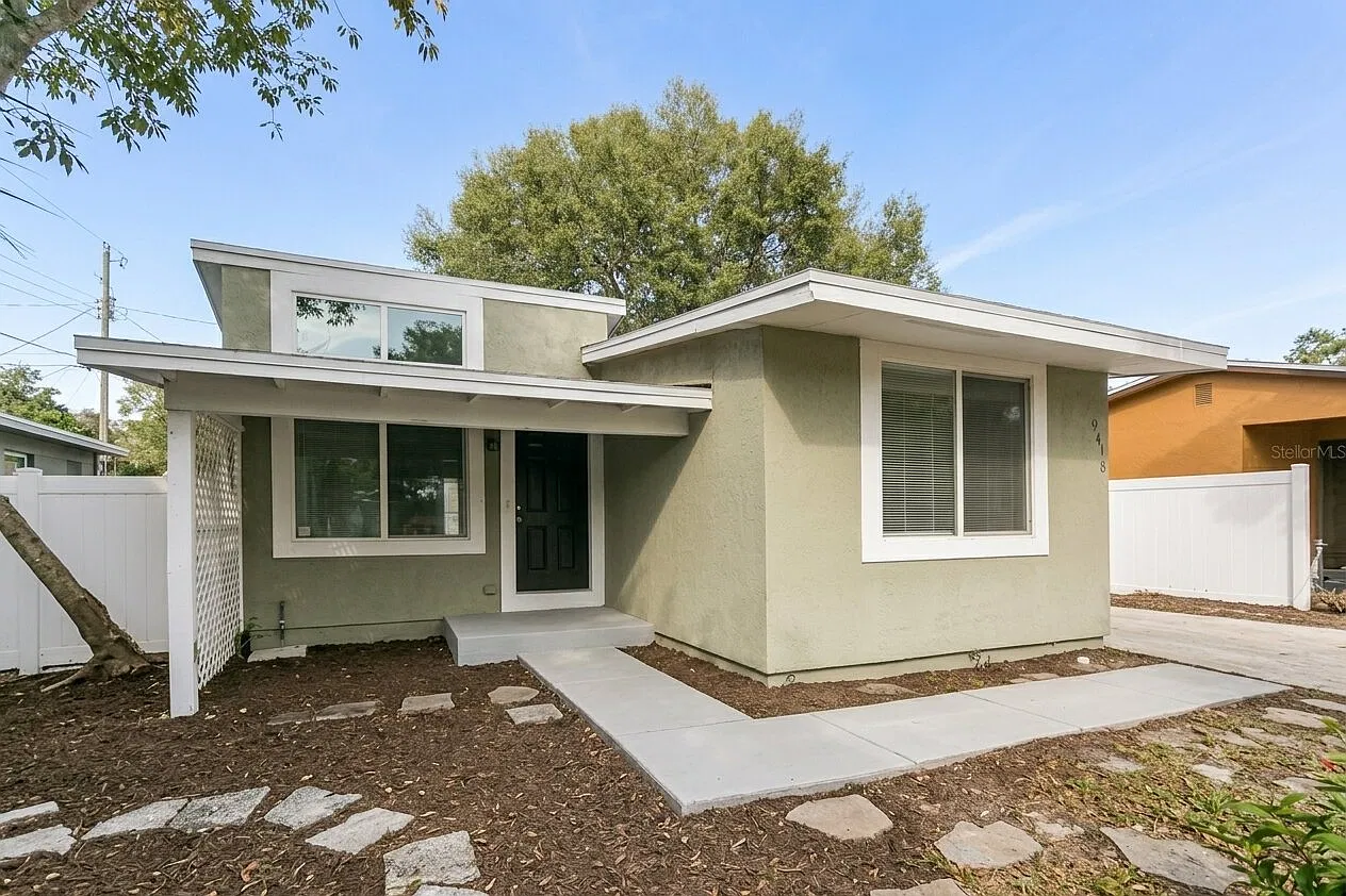 4 bed, 1250 sqft, $2,195 — Photo 1