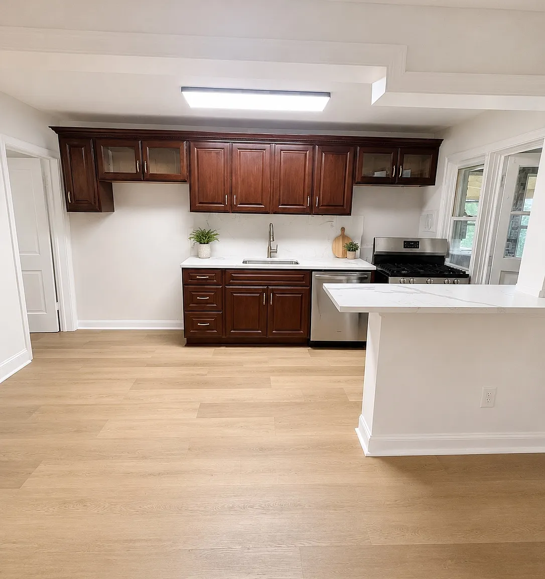 4 bed, $2,650 — Photo 3