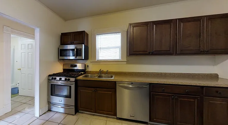 303 Lexington Ave #11 — Photo 9