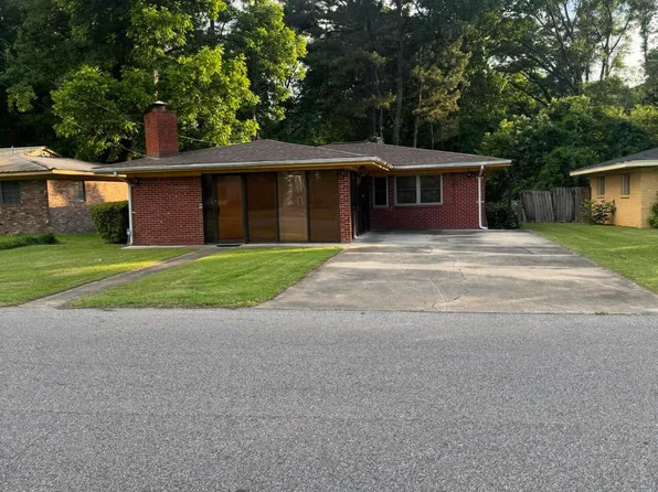 2817 Grandview Ave, Meridian, MS 39305