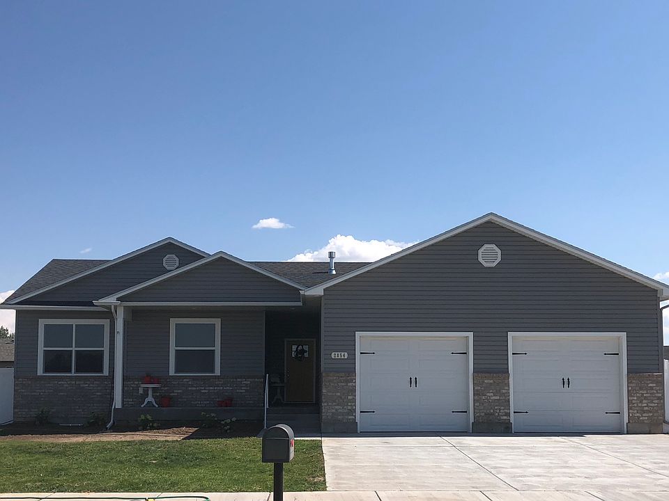 1st image of 2854 N Golden Rod Dr