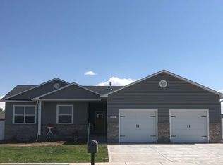 2854 N Golden Rod Dr, Idaho Falls, ID 83401