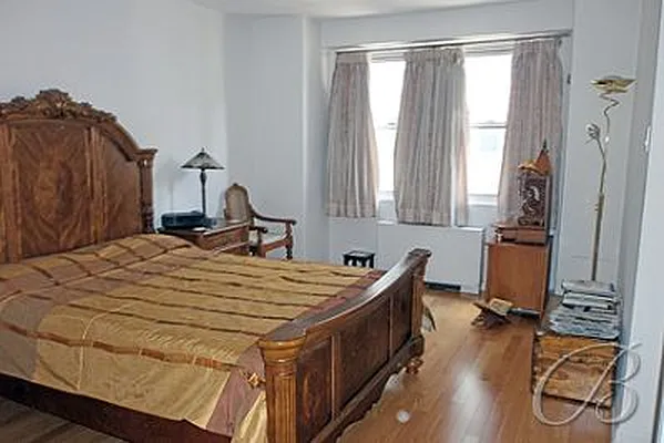 Rented by Bellmarc Realty | media 10