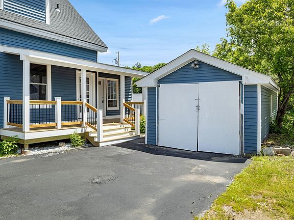 3rd image of 153 Spring Street
