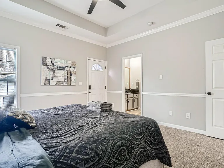 1113 Windsor St SW — Photo 25