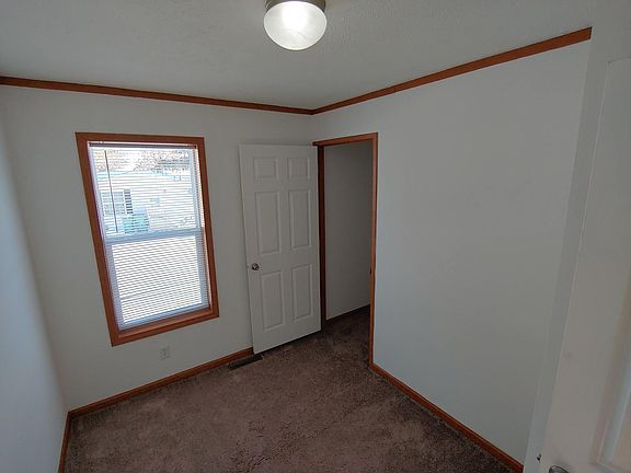 3rd image of 105 20th St NW #239