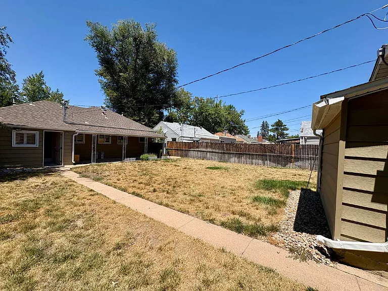 4340 S Huron St — Photo 14