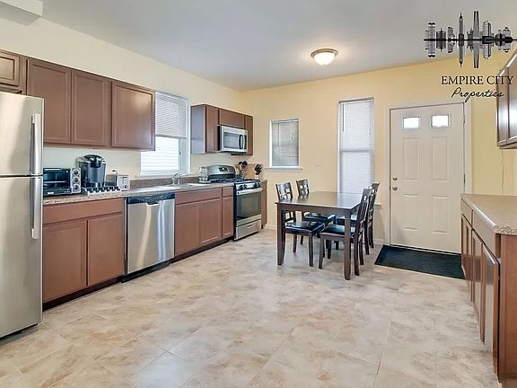 5th image of 3743 Neptune Ave