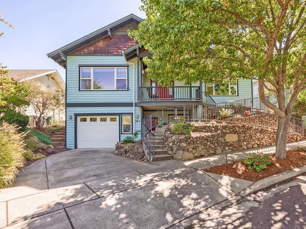 770 River Rock Rd, Ashland, OR 97520