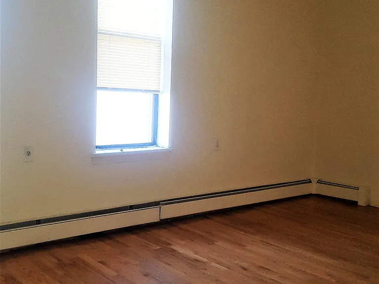 496 Pavonia Ave #B3 — Photo 18