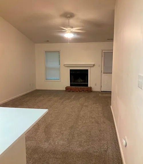 126 Village Ct — Photo 3