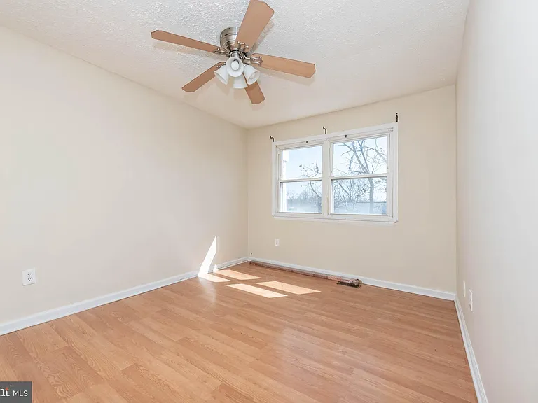 13 Bohn Ct — Photo 13