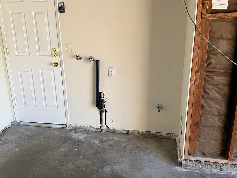 3028 E Vermillion St — Photo 39