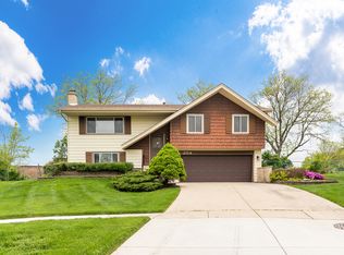 204 Sienna Ct, Schaumburg, IL 60193