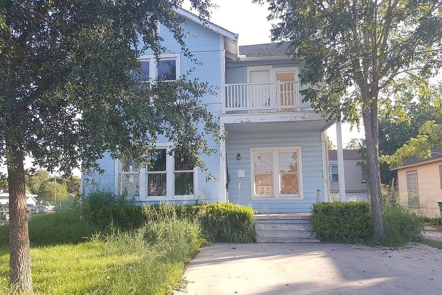 1st image of 1415 E Stayton Ave