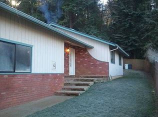 222 5th St, Glendale, OR