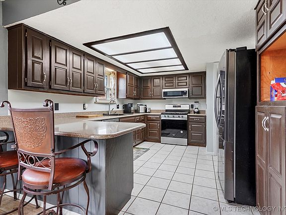 5th image of 2605 W Atlanta Ct