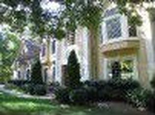 355 Buckingham Forest Ct, Roswell, GA 30075